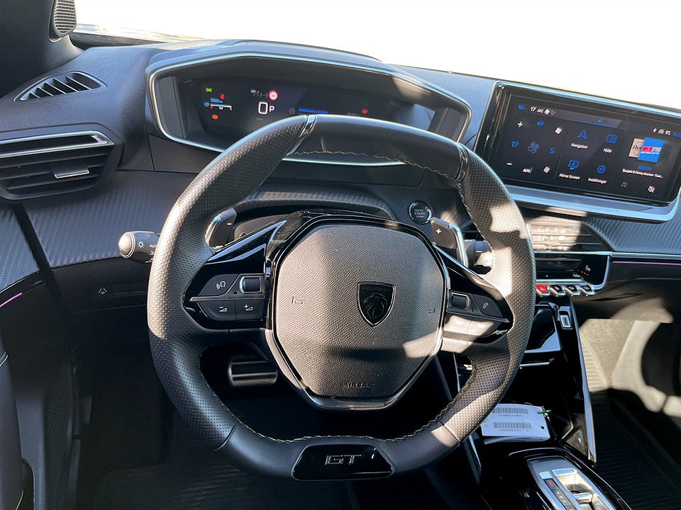 Bild på Peugeot 2008 GT Hybrid 145hk Aut B-KAMERA CARPLAY
