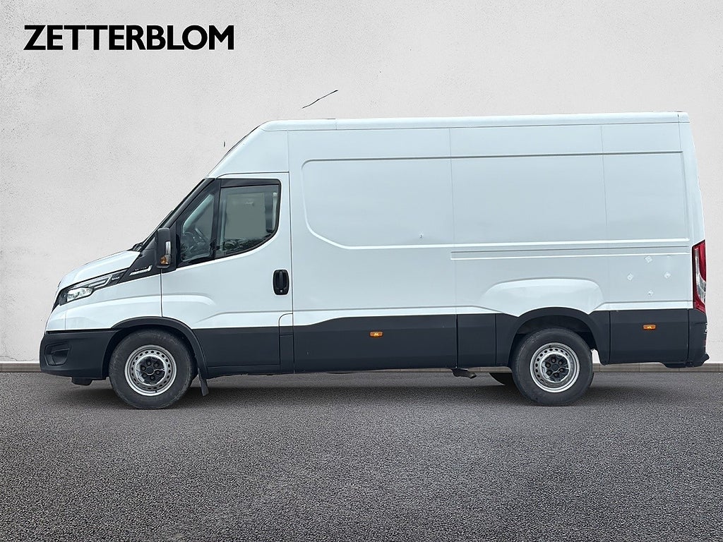 Transportbil - Skåp Iveco Daily 2 av 13