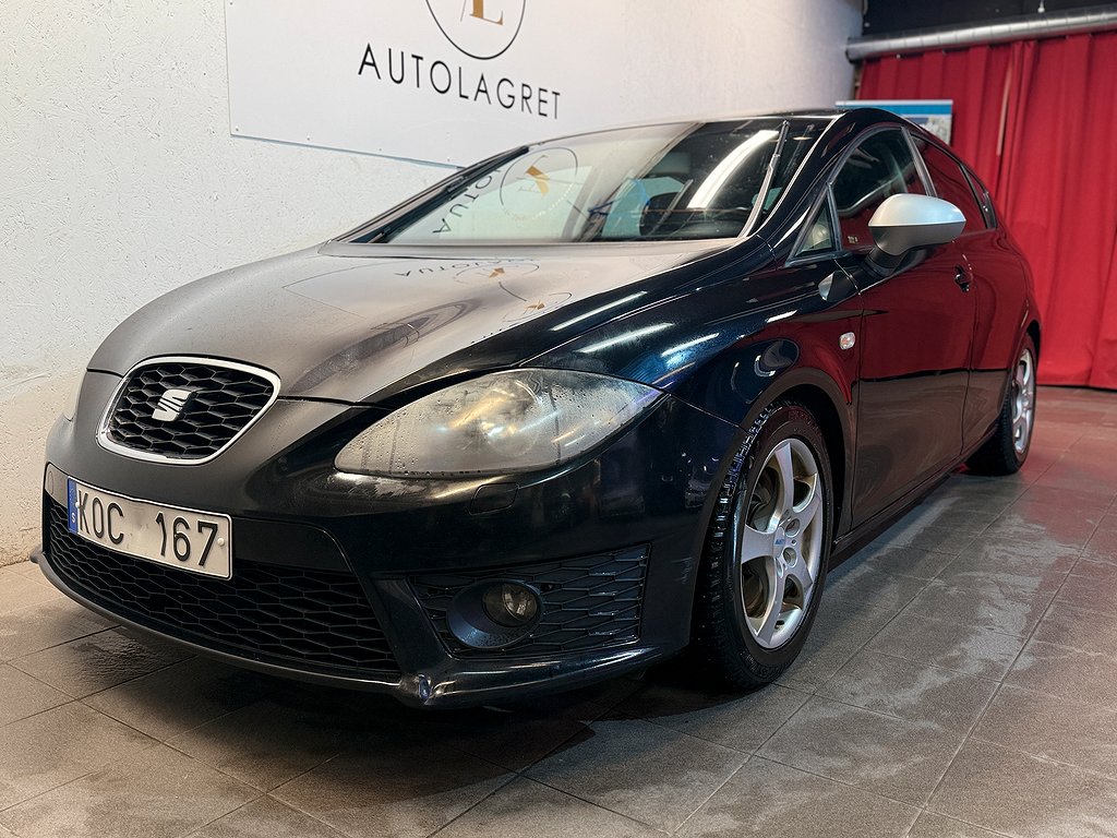 Seat Leon León FR 2.0 TDI AUX USB SvSåld Fullsrv Nybes 170hk