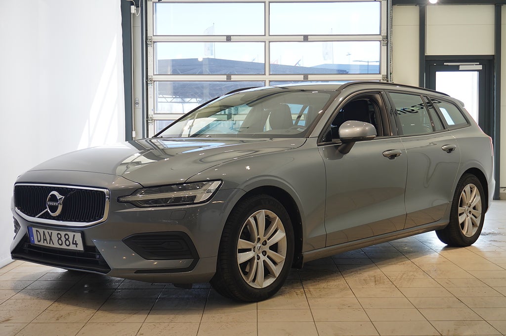 Volvo V60 Ränta 4,99% | D3 Momentum Edt Läder Värmare Apple CarPlay Drag