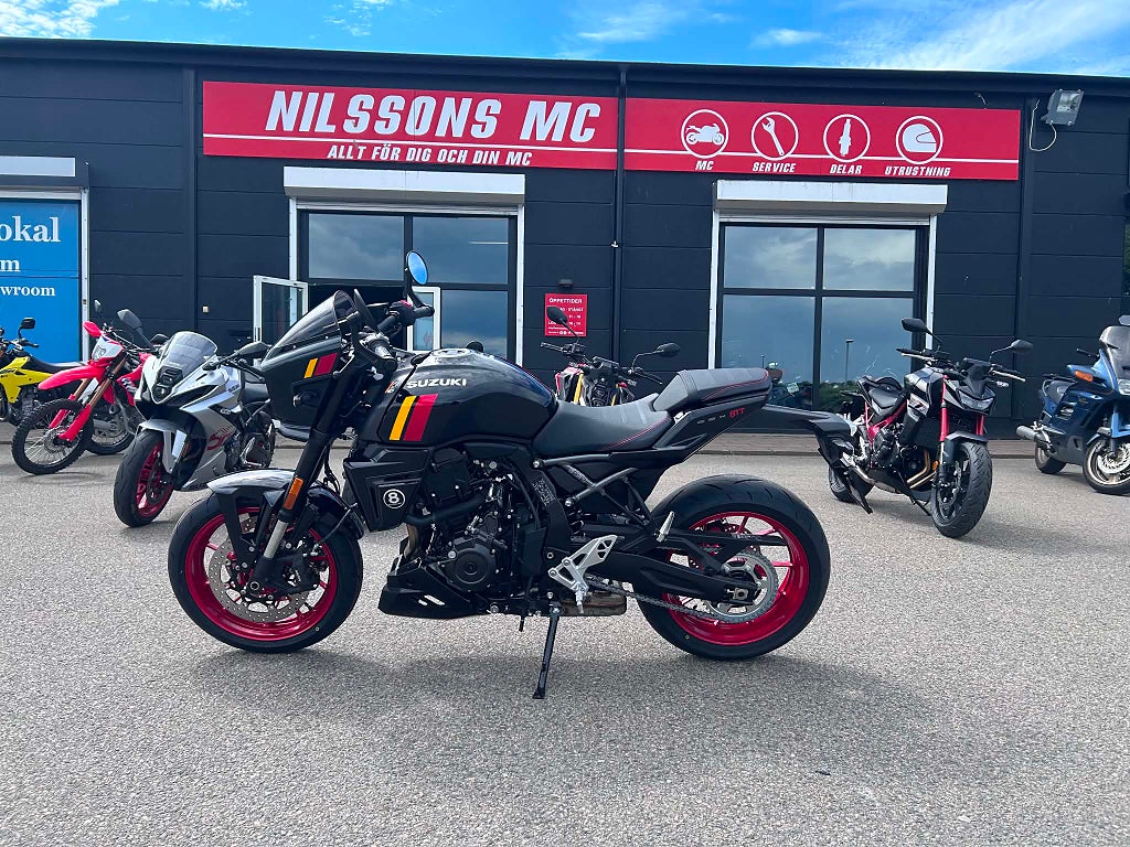 Suzuki GSX-8TT 