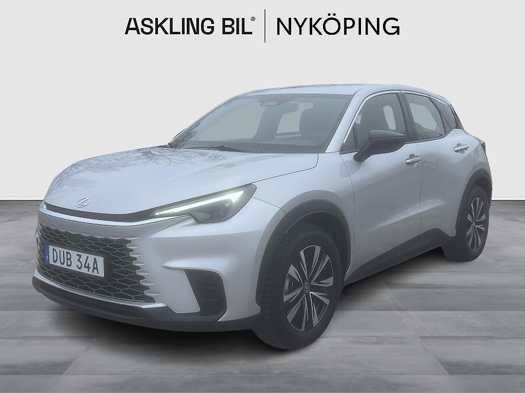 Lexus LBX 1.5 E-CVT Vinterhjul Euro 6