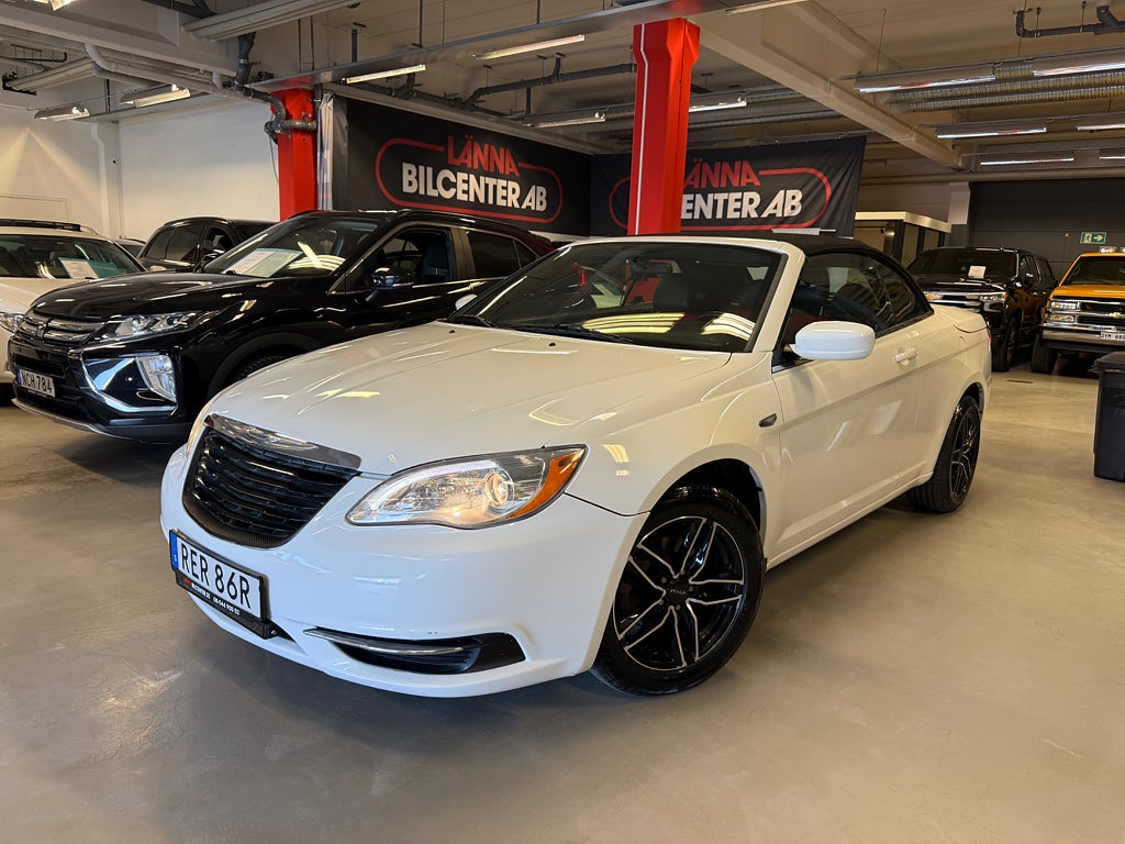 Chrysler 200 Cabriolet 2.4 Automat Skinn Bluetooth 