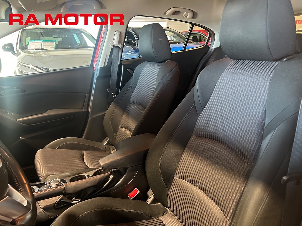 Mazda 3 Sport 2.0 120hk Automat Vision Dragkrok P-Sensorer Navi 2015