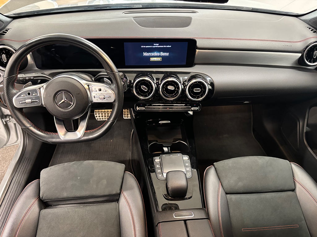 Mercedes-Benz CLA200 d 2021 - miniatyr 11