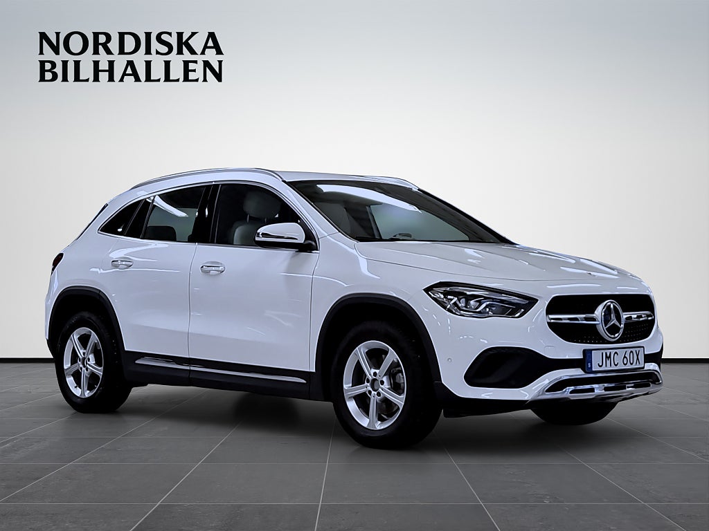 Mercedes-Benz GLA 200 7G-DCT Euro 6 Backkamera Helskinn GPS