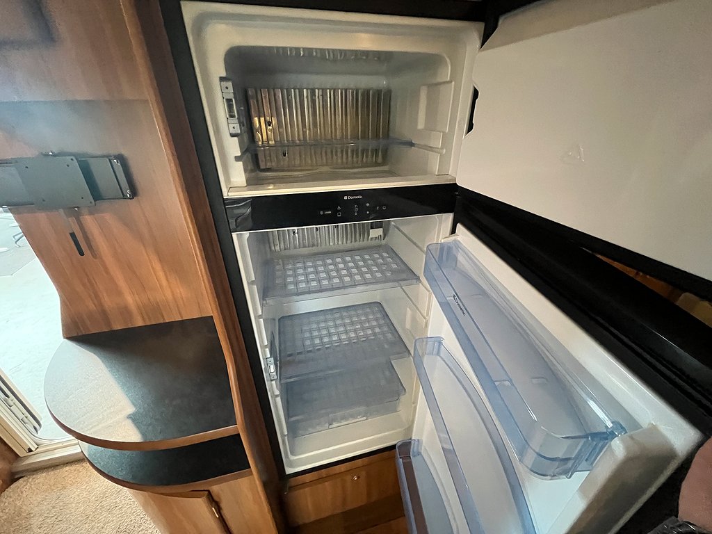 Cabby Caienna 700 / ALDE / Ugn - Cabby