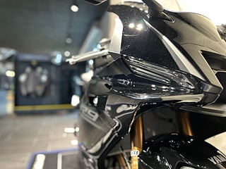 Yamaha R9 / Ny 2026 / Tech Black / Snart omgående leverans!