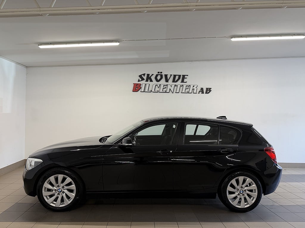 BMW 116 d Advantage 5-dörrars/Nyservad/PDC/Farthållare/Xenon