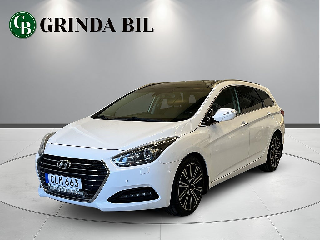 Hyundai i40 cw 1.7 ComfortPlus 141HK DRAG WEBASTO P-VÄRM B-KAM PANO