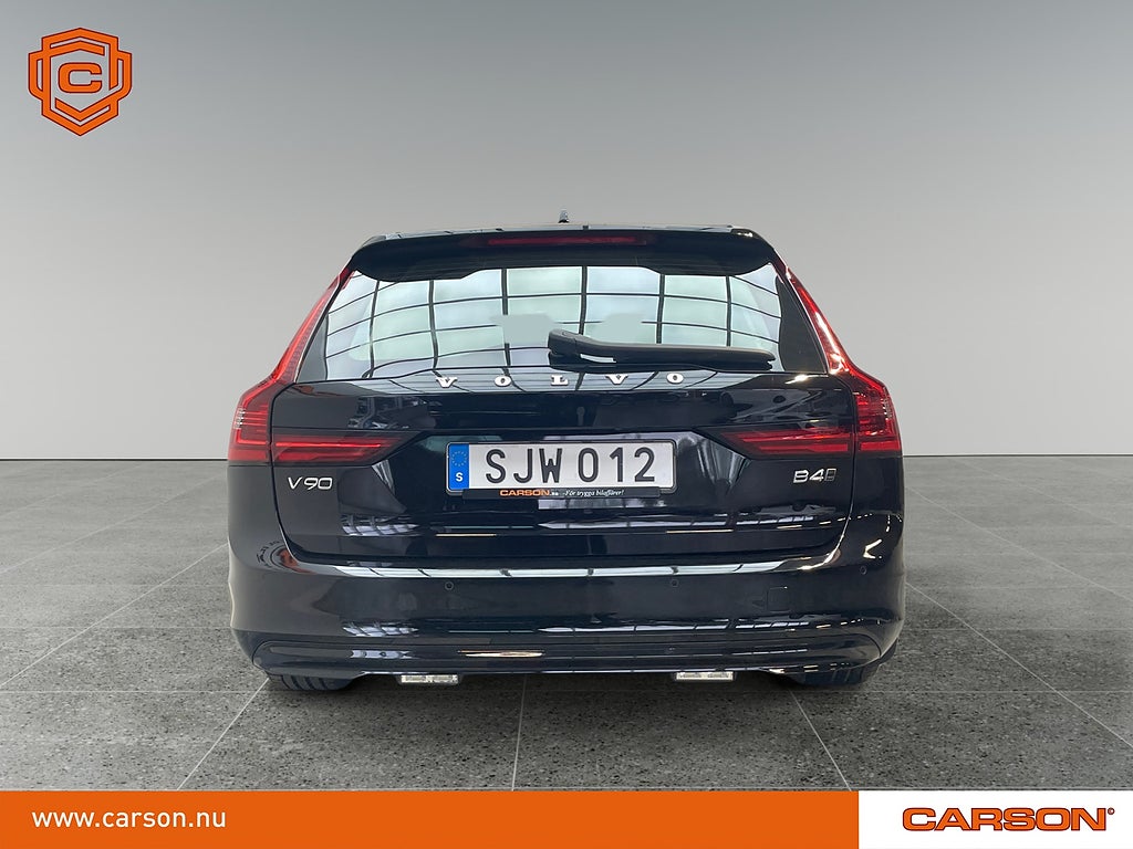 Volvo V90 B4 AWD Aut Momentum Navi Kamera Värmare Dragkrok Apple