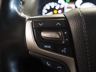 SUV Toyota Land Cruiser 17 av 28
