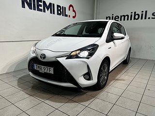Toyota Yaris Hybrid Active Mvärm Kamera Kamkedja S/V-hjul
