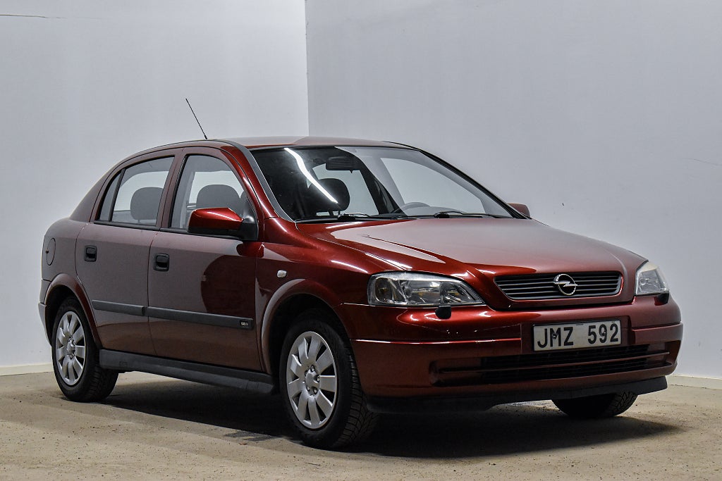 Opel Astra 5-dörrar 1.6 En Brukare