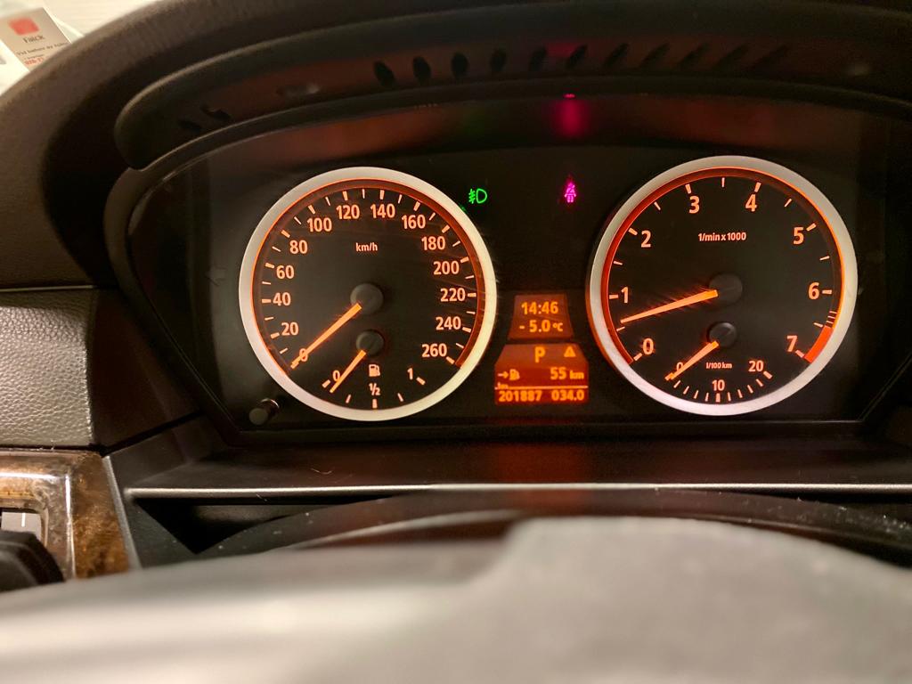 BMW 525 i Touring Automat 192hk 2004, kuva 7/38
