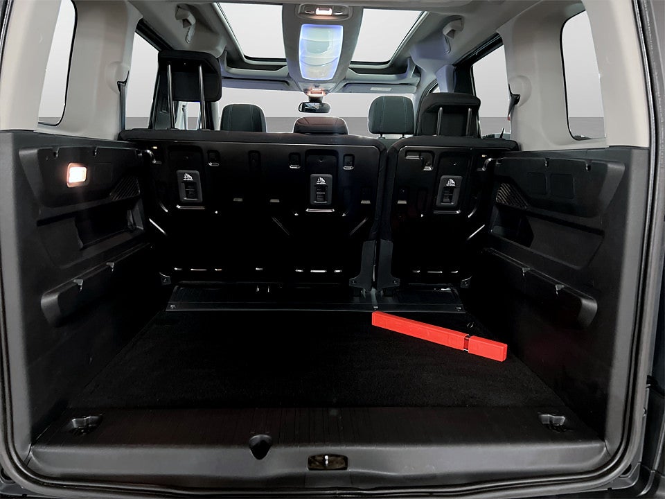 Bild på Peugeot Rifter Allure 1.2 e-THP 110hk 5-SITS P-SENSORER BLUETOOTH