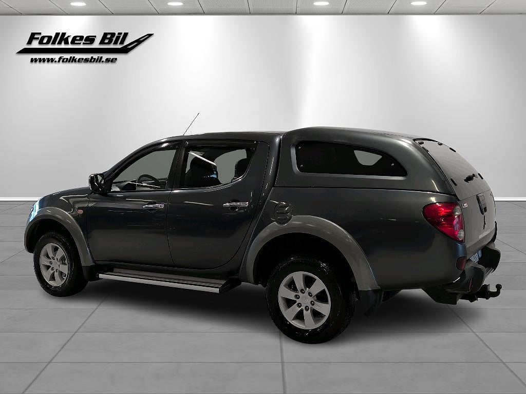 Mitsubishi L200 Double Cab Business 2.5D Aut 4WD SoV