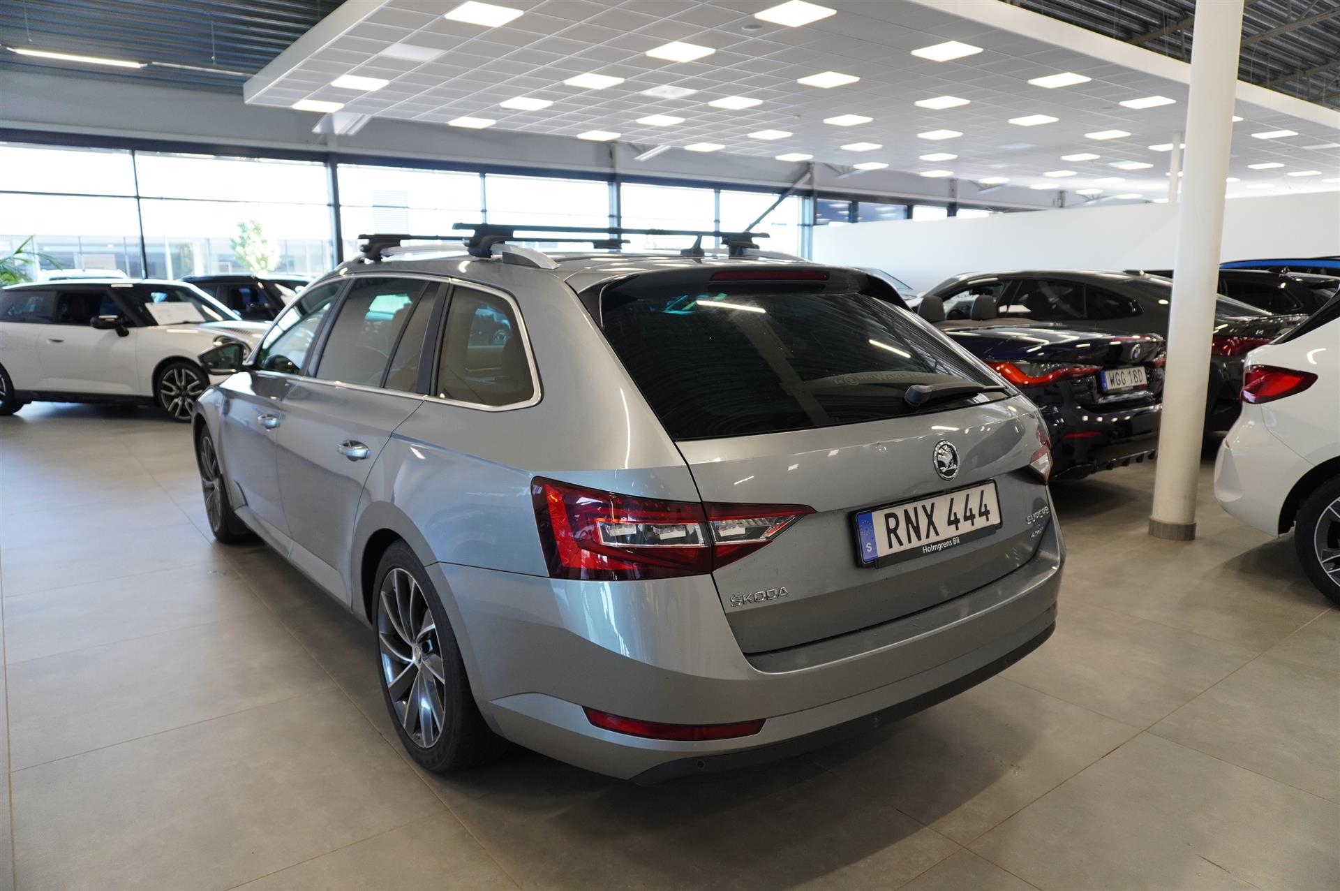 Skoda Superb 2.0 TDI SCR 2016, kuva 5/10