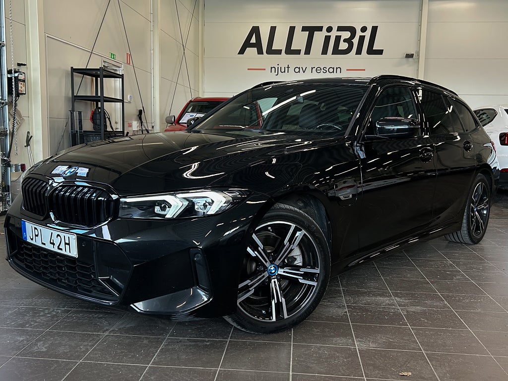 BMW 330e xDrive Touring Steptronic M Sport Kamera/Navi/Värmare