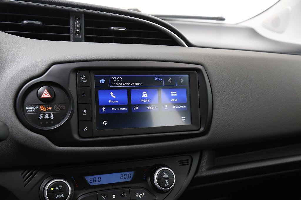 Toyota Yaris Hybrid e-CVT Active Kamera Farthållare Bluetooth 2020