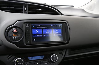 Halvkombi Toyota Yaris 20 av 25