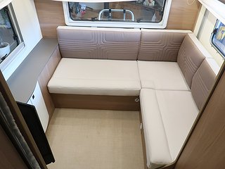 Husbil-halvintegrerad Bürstner Lyseo Harmony Line 24 av 36