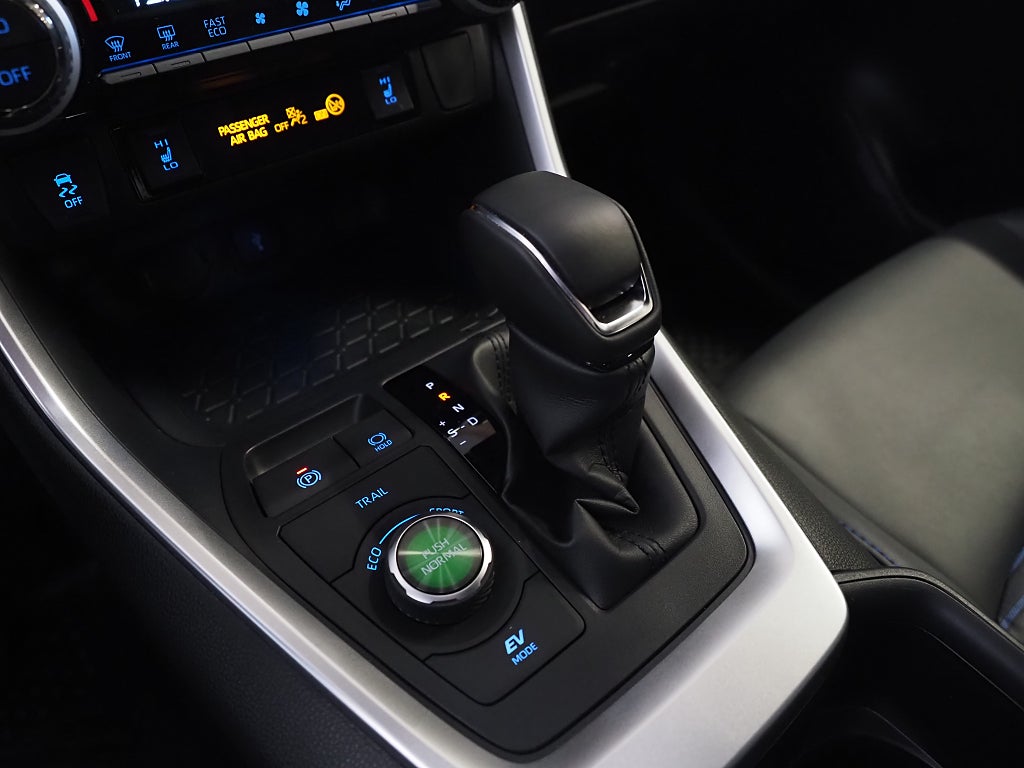 Toyota RAV4 Hybrid AWD-i E-CVT Style Kamera Dragkrok 2022