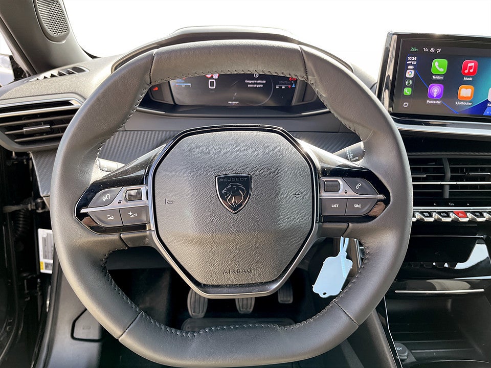 Bild på Peugeot 2008 Allure 1.2 PT 130hk CARPLAY P-SENSORER