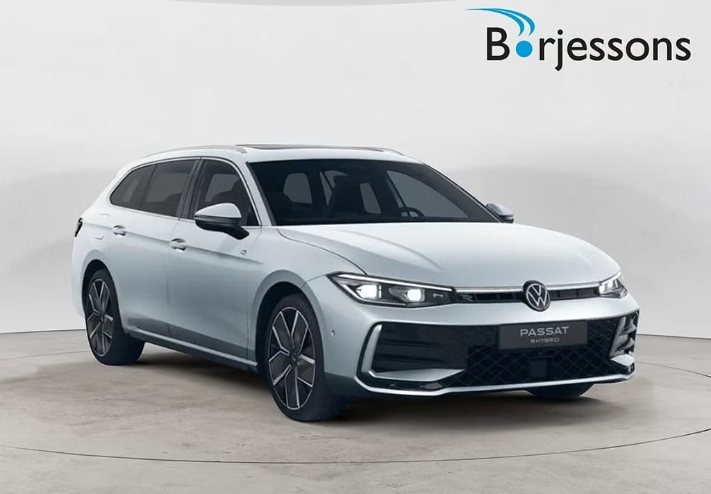 Volkswagen Passat eHybrid R-line SWE-edition 272 hk 124 k...