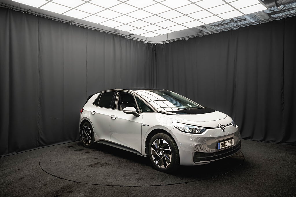 Volkswagen ID.3 Pro LIMITED KAMERA ALCANTARA VÄRMEPUMP KEYLESS MOMS