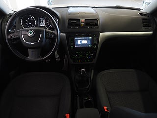 SUV Skoda Yeti 16 av 22