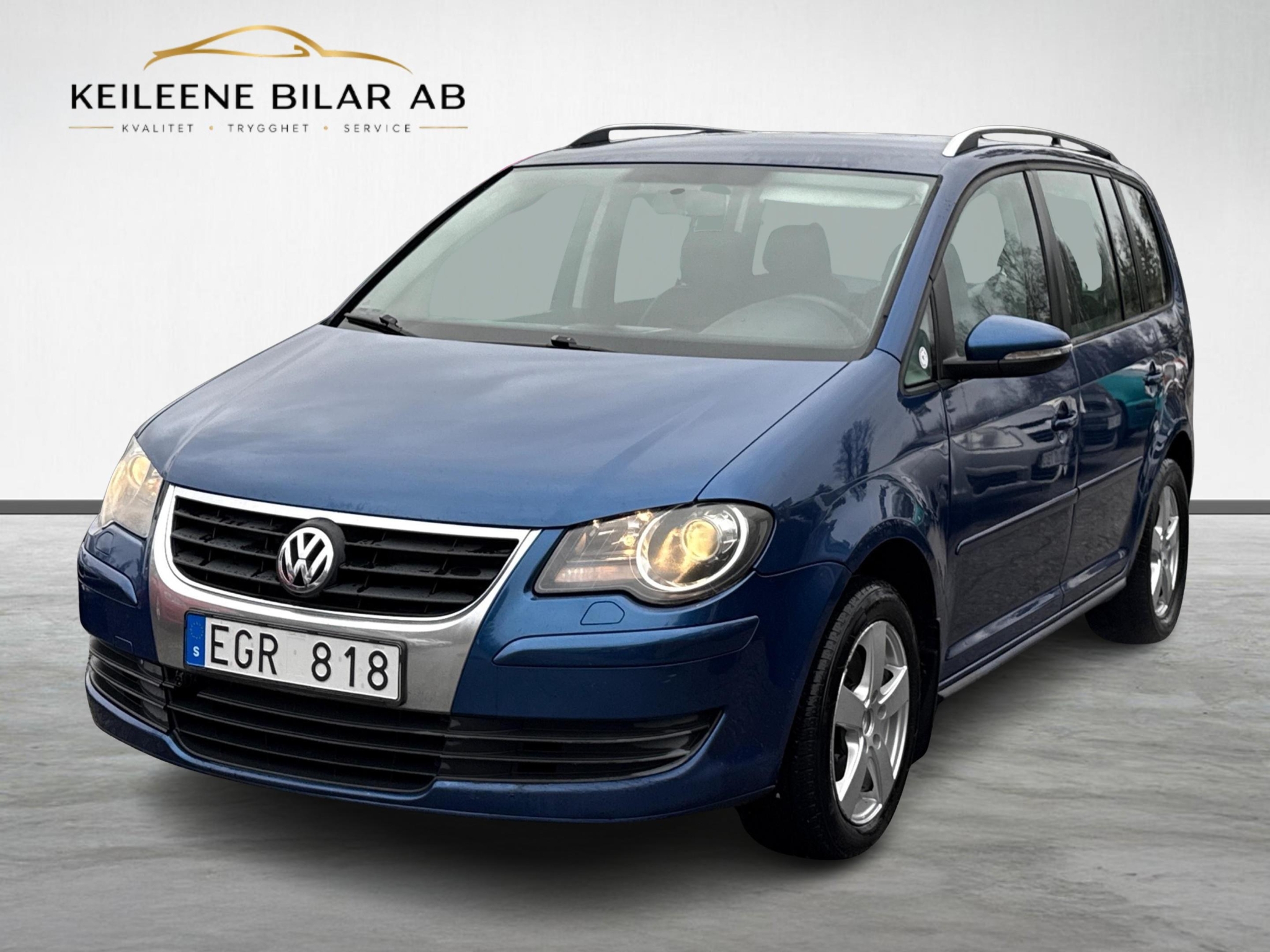Volkswagen Touran 2010, bild 2/28