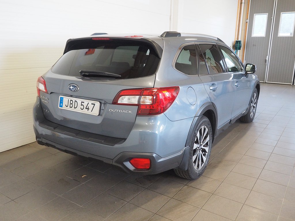 Subaru Outback 2.5 175hk 4WD Summit | Navi | Kamera | 2015