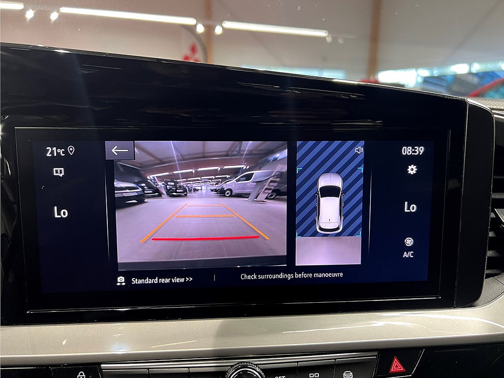 Bild på Opel Mokka Ultimate 1.2 PT 130hk Aut - BACKKAMERA, CARPLAY