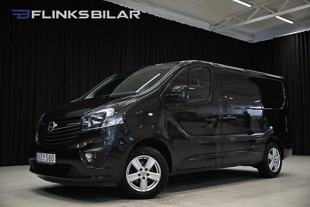 Opel Vivaro CDTi 125HK Drag|Värmare|GPS|Backkamera|Keyless|Kamkedja