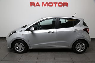 Halvkombi Hyundai i10 3 av 22