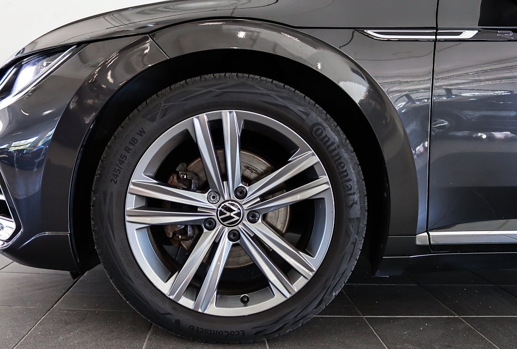 Volkswagen Arteon Shooting Brake 2.0 TDI 4M R-Line Cockpit Värmare Drag