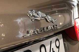 Sedan Jaguar XE 16 av 20