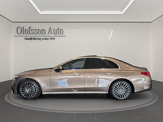 Sedan Mercedes-Benz E 2 av 15