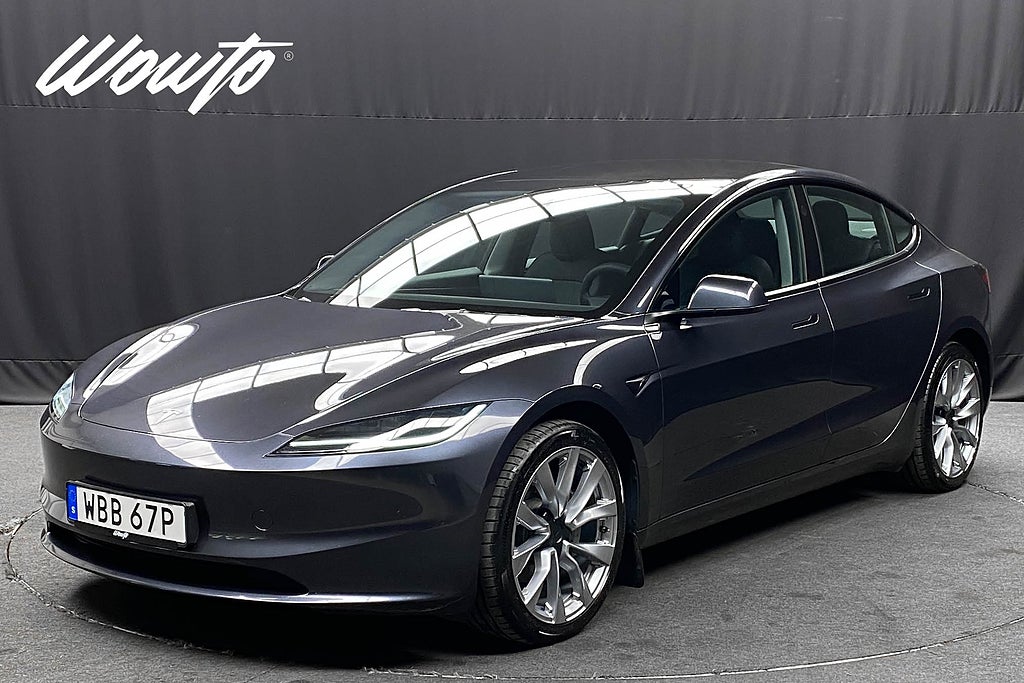 Tesla Model 3 Long Range AWD Highland /19" Nova /Moms/4.95%