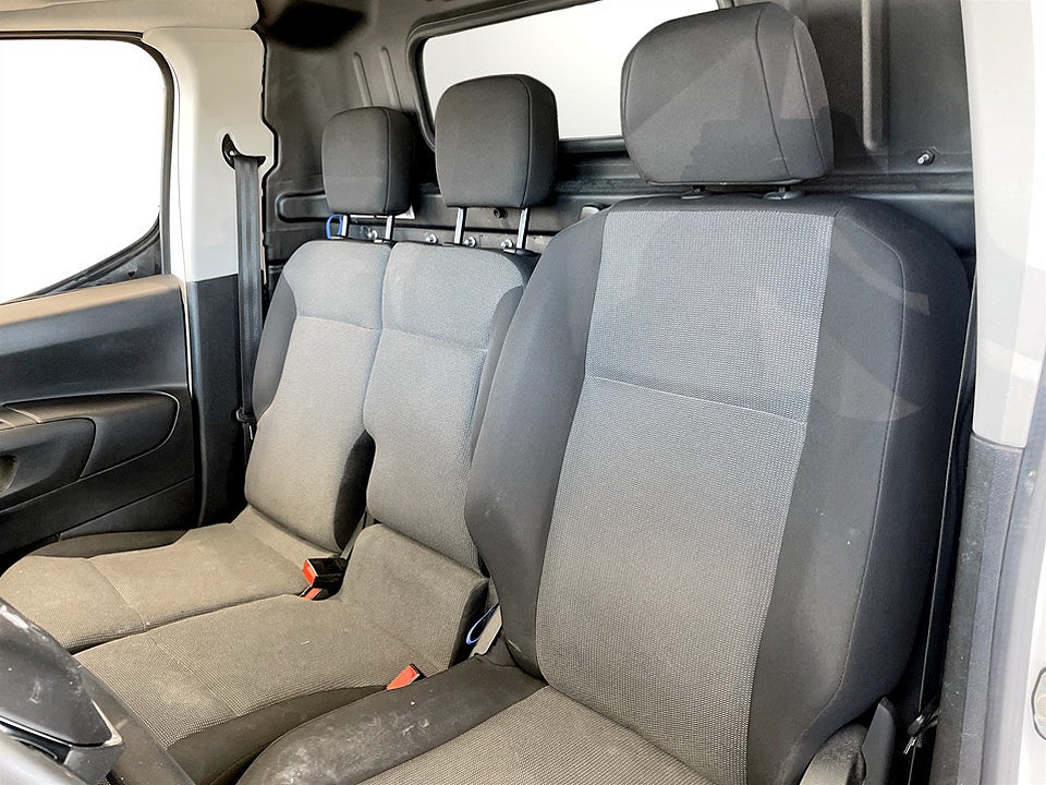 Bild på Peugeot Partner PRO+ 1.5 BlueHDi 130hk Aut L2 DRAG B-KAMERA 