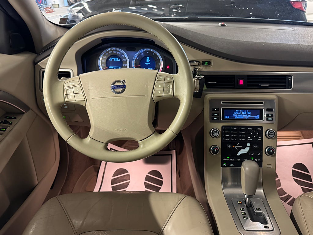 VOLVO V70 T6 286 ch 4x4 AWD GEARTRONIC SUMMUM BVA - ATTELAGE - CUIR - 233000 km
