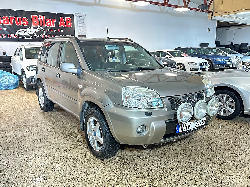 Nissan X-Trail 2.5 4x4 Ny Servad & Ny Besiktigad 