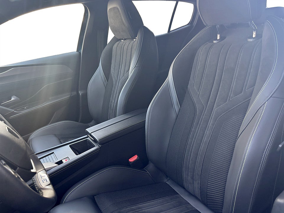 Bild på Peugeot 408 GT 1.2 PT 130hk Aut 360-KAMERA ALCANTARA