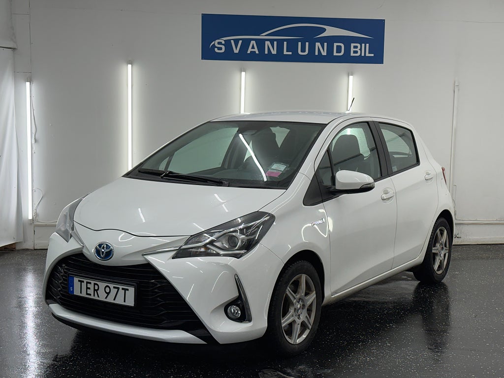 Toyota Yaris Hybrid e-CVT, Automat, 101hk, 2019