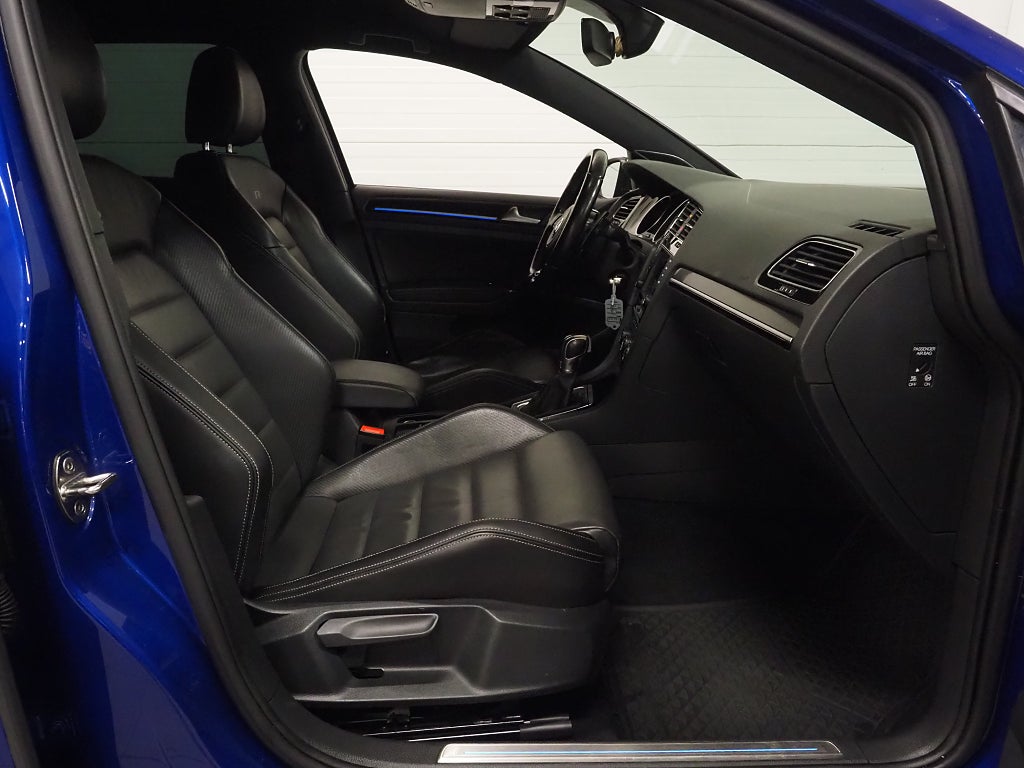 Volkswagen Golf SC R 2.0 TSI 300hk 4M |Dynaudio|Läder|Backkamera| 2017