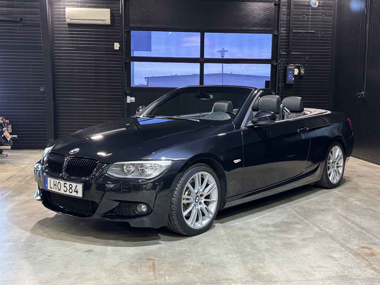 BMW 325 2008, bild 3/48