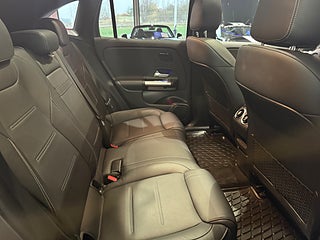 SUV Mercedes-Benz EQA 24 av 24