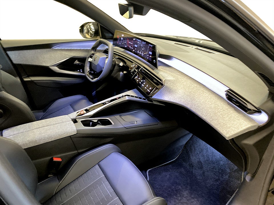 Bild på Peugeot 5008 GT Hybrid 145hk Aut KAMPANJ BRÄNSLE INGÅR