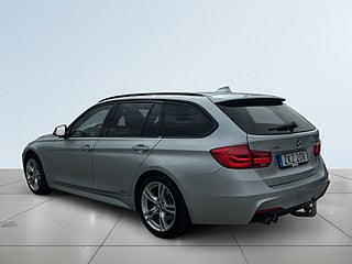 BMW 320D xDrive Touring M Sport Drag/Navi/SoV/P-Sens/Rattvärme bakifrån